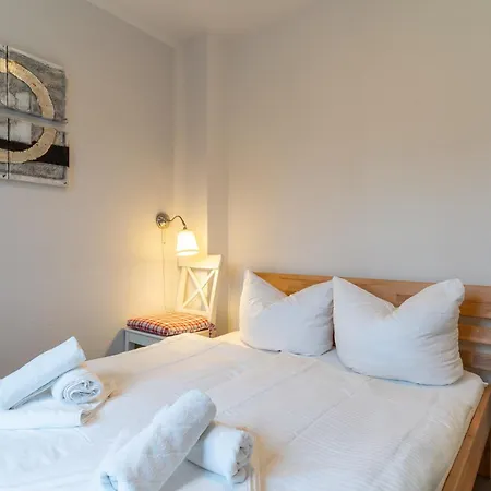 Strandlaeufer Im Haus Watt, Wind Und Apartamento